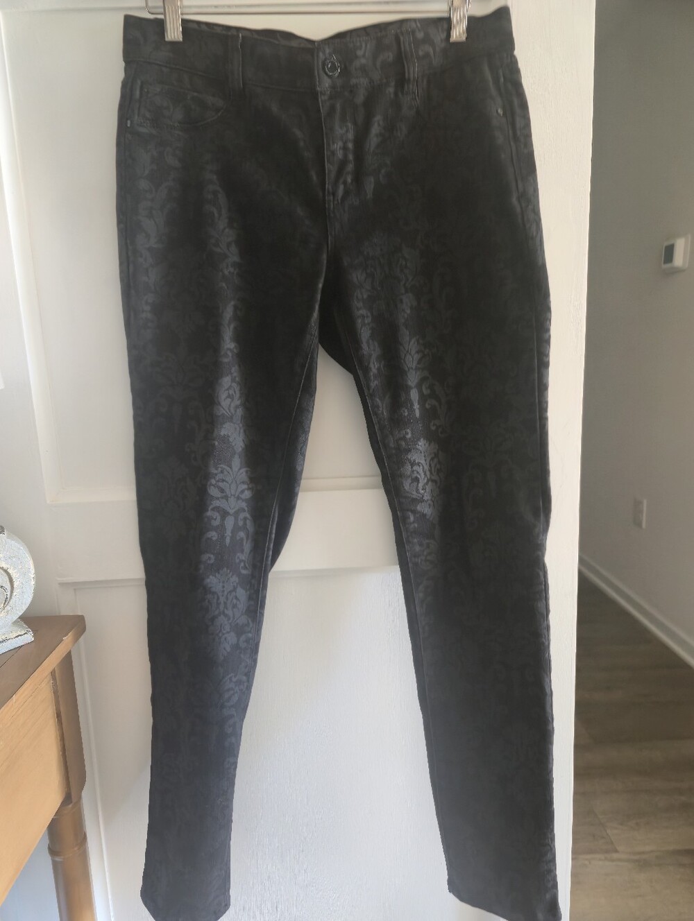 Women's Black Noir Jacquard Jeans